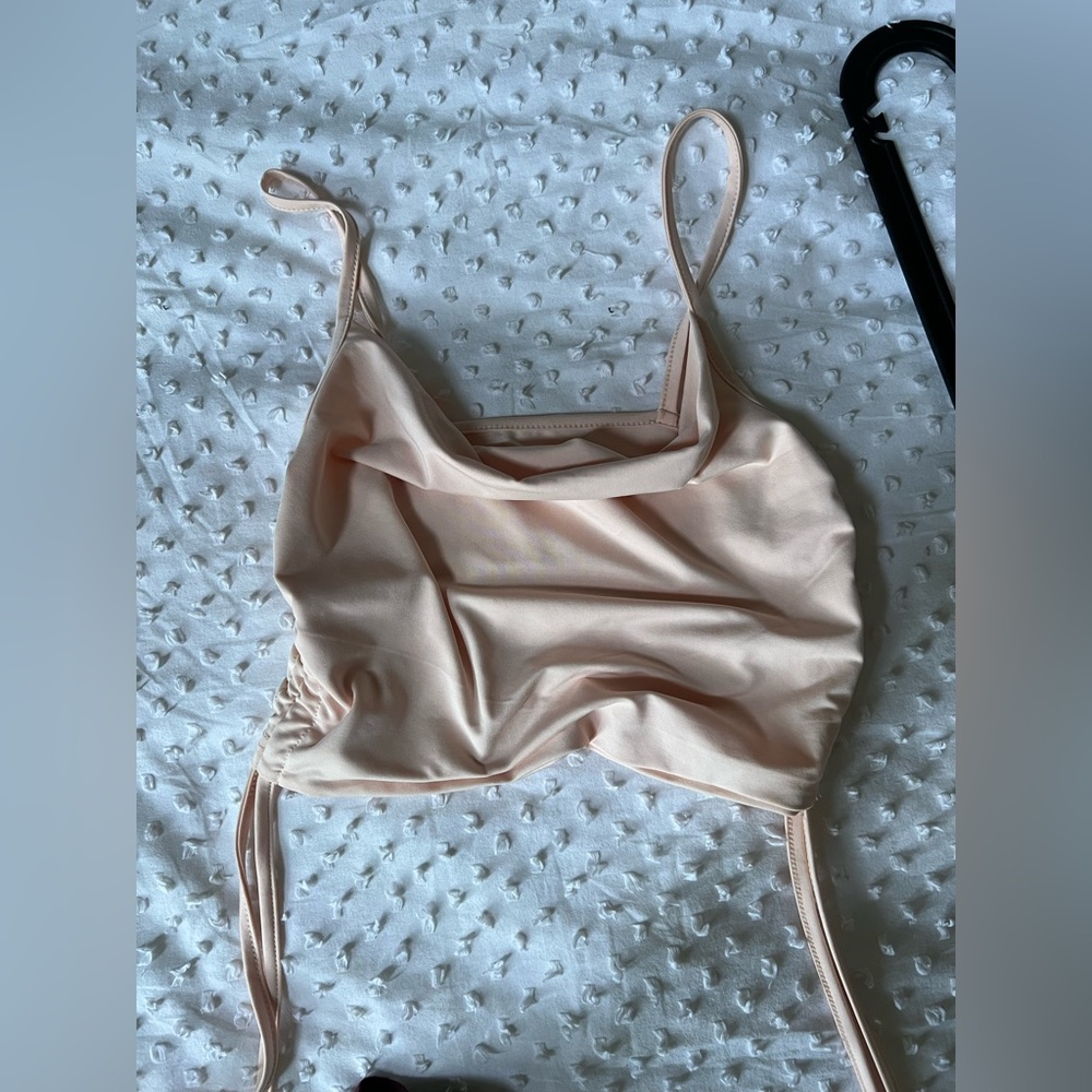 Side scrunch tank top